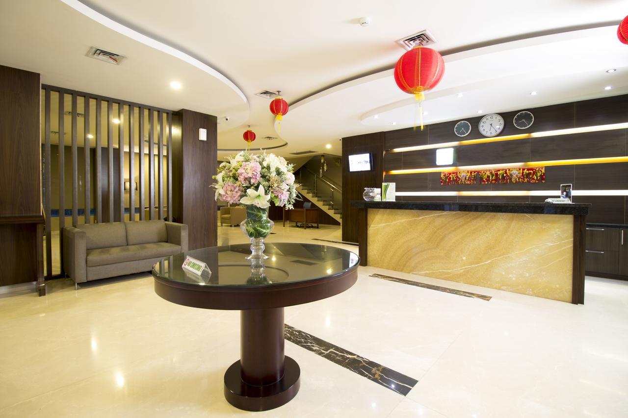 Reddoorz Near Roxy Hotel Jakarta Kültér fotó